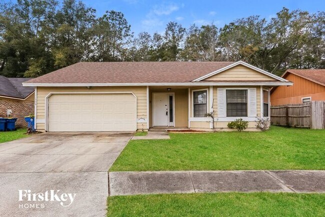 Primary Photo - 11338 Island Shore Dr W