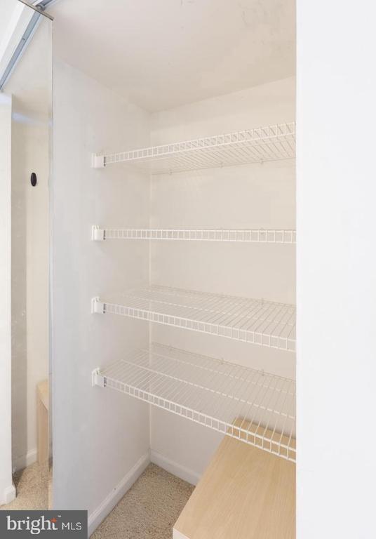 Building Photo - 1001 N Randolph St