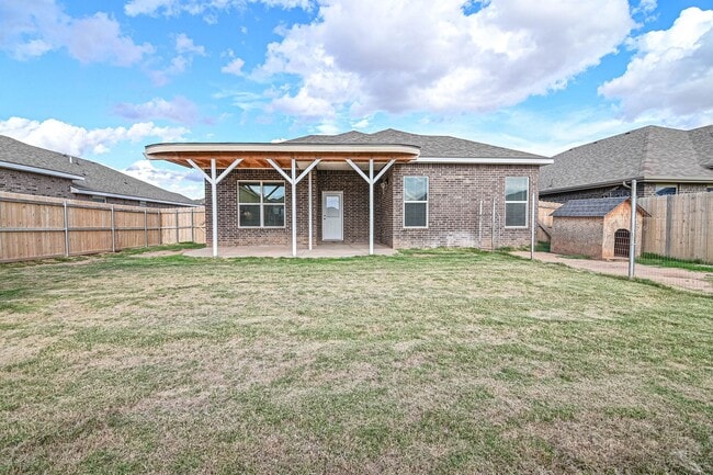 Building Photo - 6903 Tin Trl