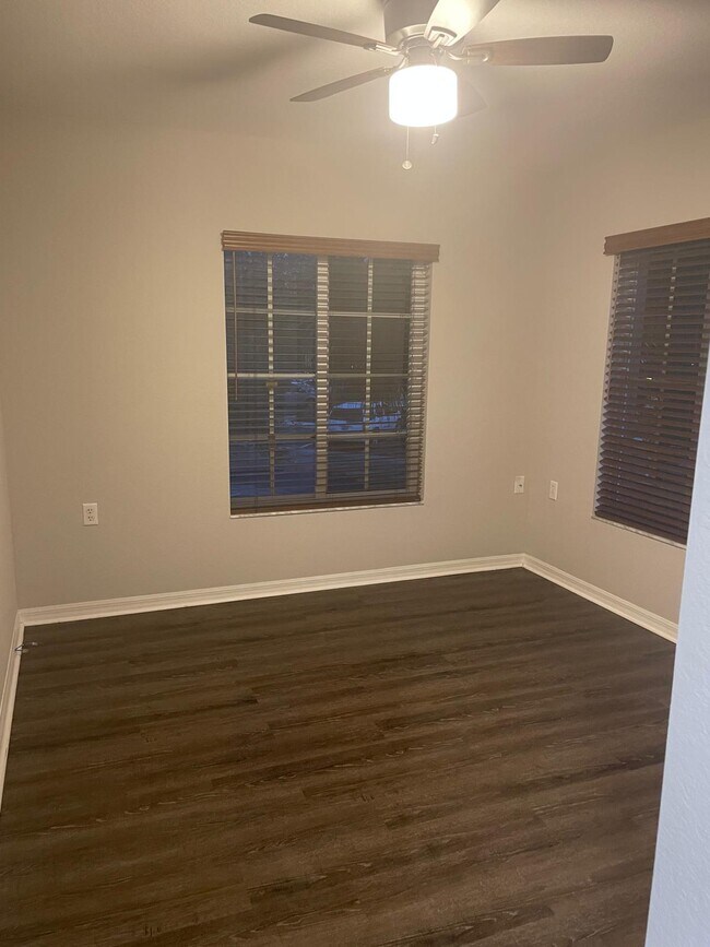 Building Photo - 9419 Ivy Brook Run