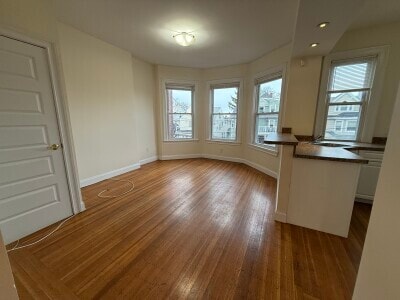 Building Photo - 45 Ashford St