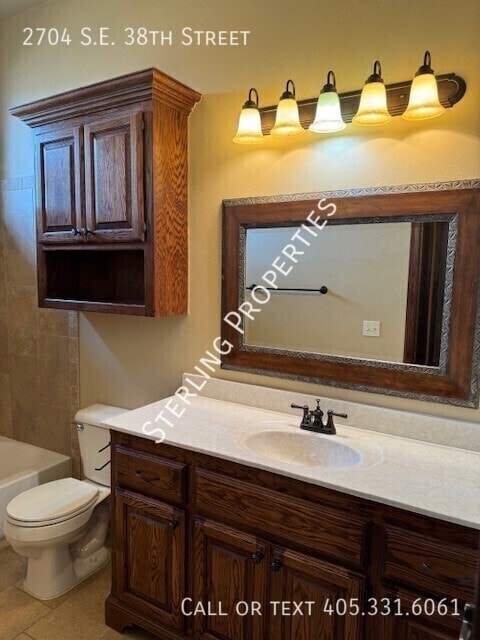 Building Photo - 2704 SE 38th St