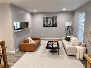 Building Photo - 14333 Memorial Dr