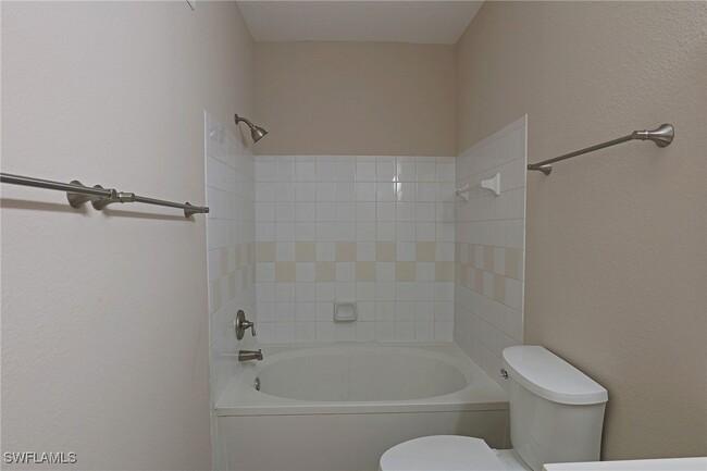 Building Photo - 11521 Villa Grand