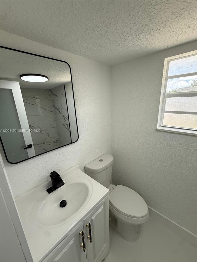 Building Photo - 5158 NW 19th Ave