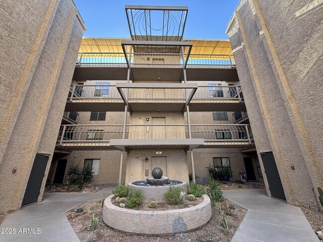 Building Photo - 5122 N 31st Way