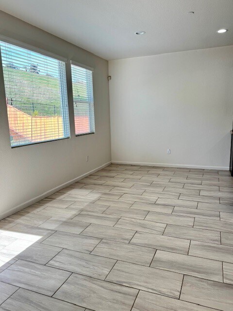 Building Photo - 2544 Tomales Bay Dr