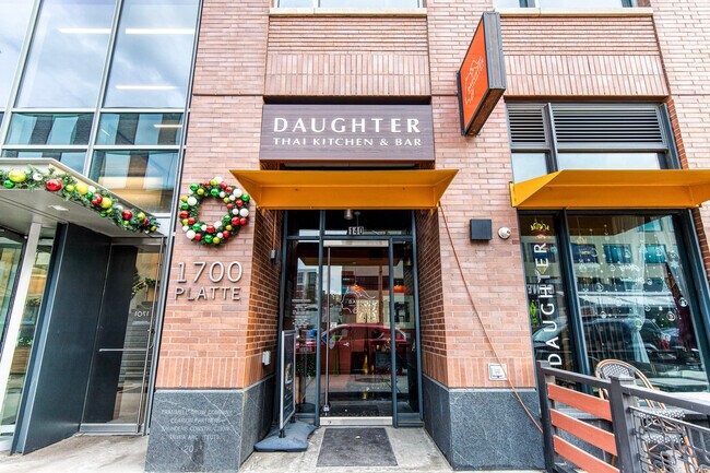 Building Photo - 1441 Central St