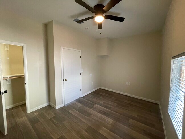 Building Photo - 1509 Monterrey Ave