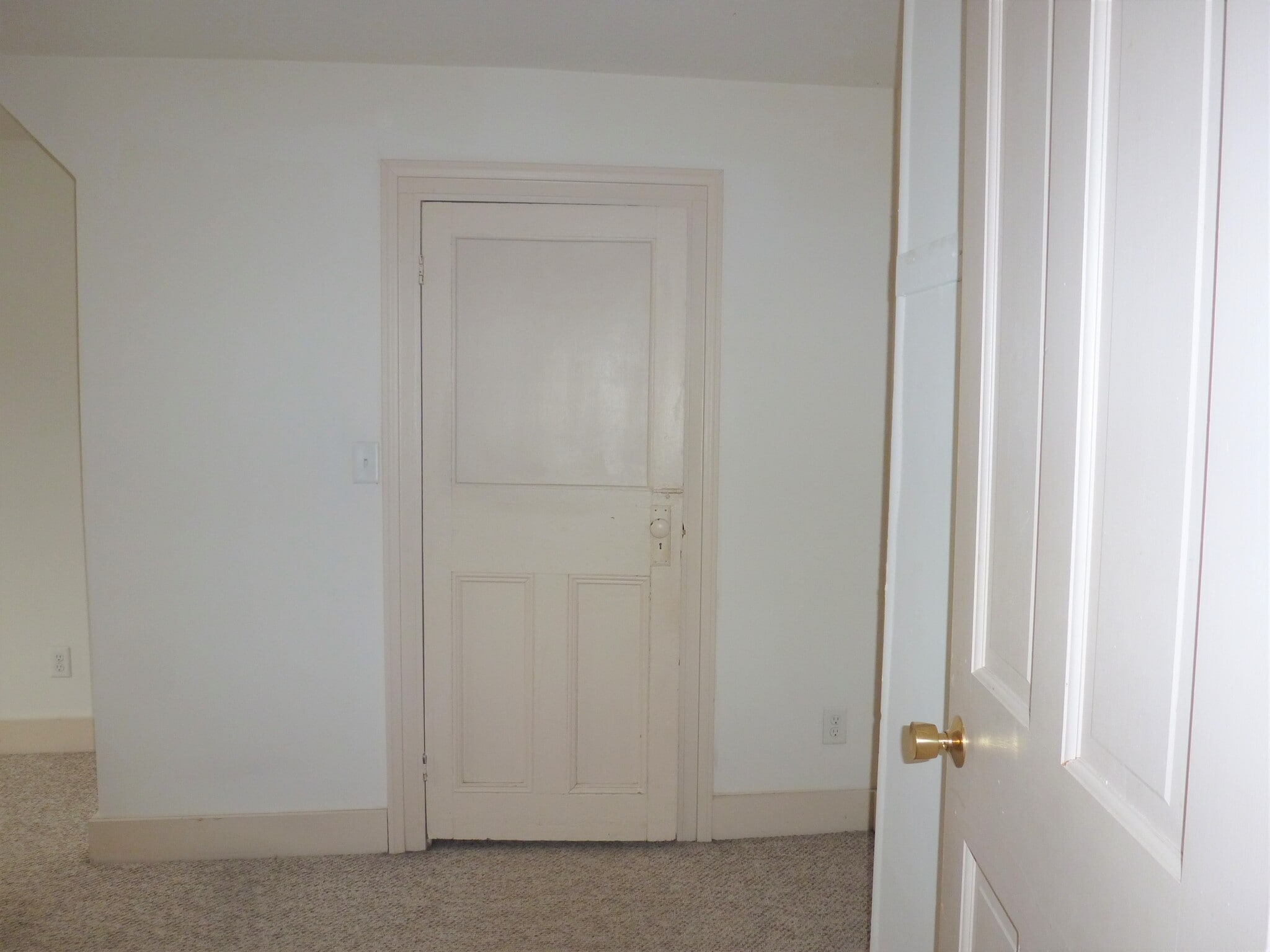 Building Photo - 97 N Winooski Ave