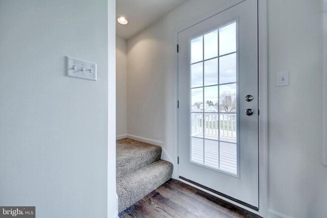 Building Photo - 88 Brookside Ave