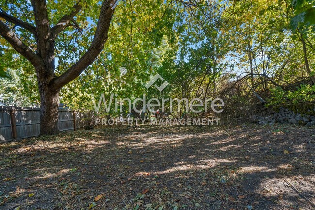 Building Photo - Lower South Hill Bungalow