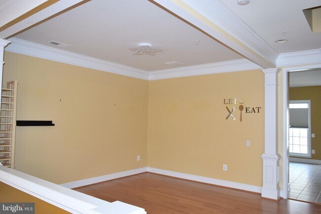 Building Photo - 2251 Oberlin Dr