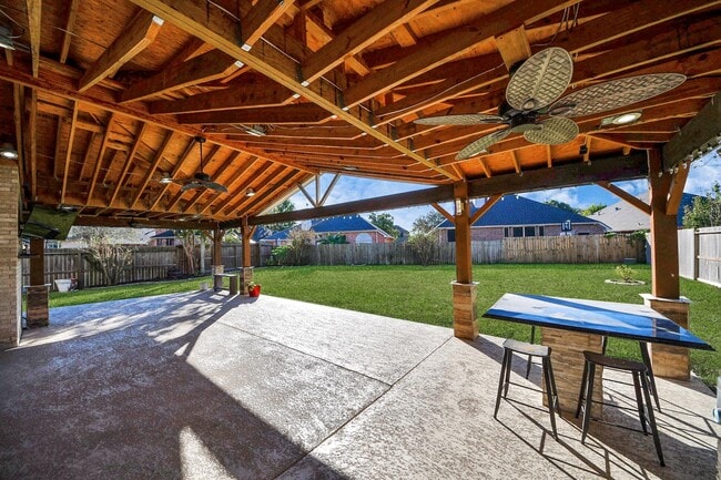 Building Photo - 811 Childers Ct