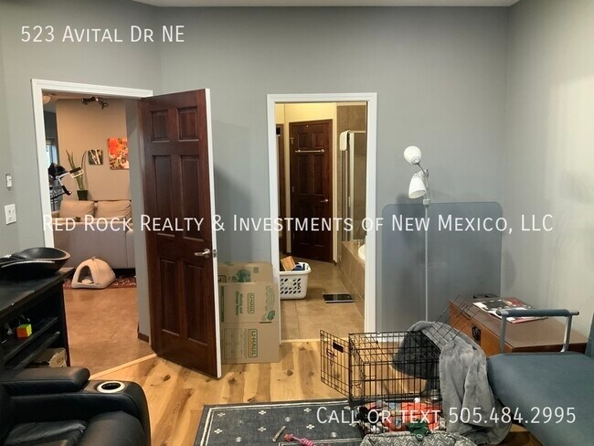 Building Photo - 523 Avital Dr NE
