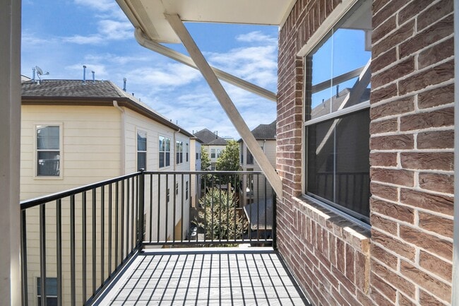 Building Photo - 5317 Feagan St