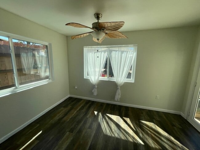 Building Photo - 2103 Starburst Ln