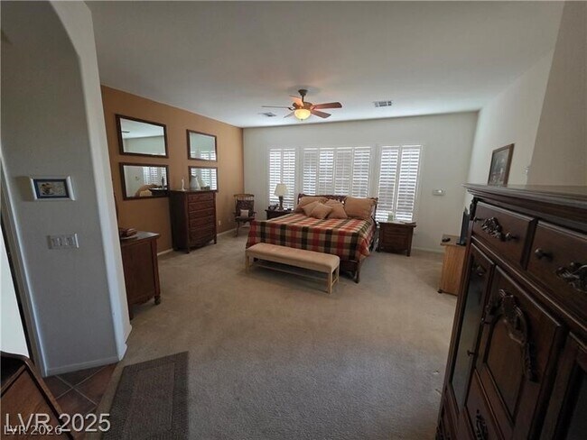 Building Photo - 5320 Polizze Ave