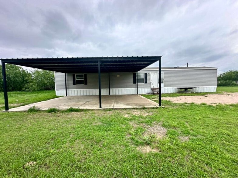 Building Photo - 22602 Val Verde Rd