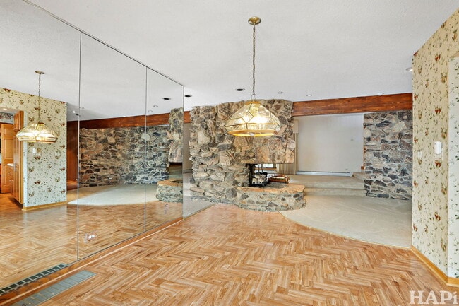 Building Photo - 58 Watergate Dr