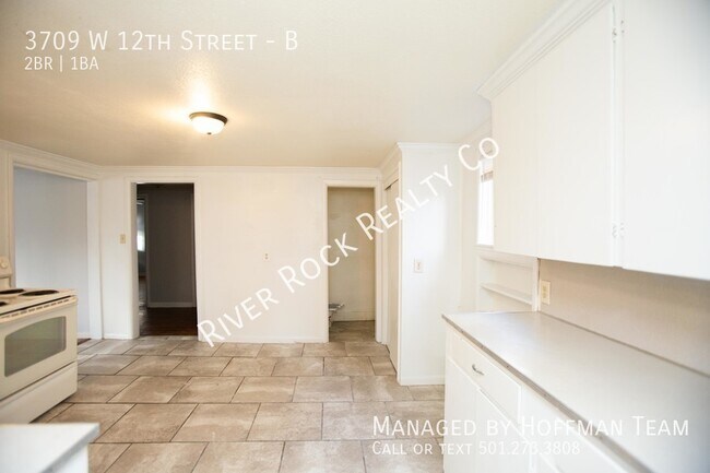 Building Photo - 3709 W 12th St