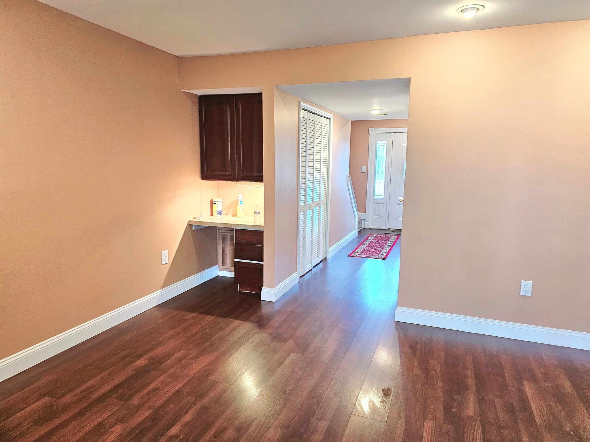 Building Photo - 37 Anderson Ct