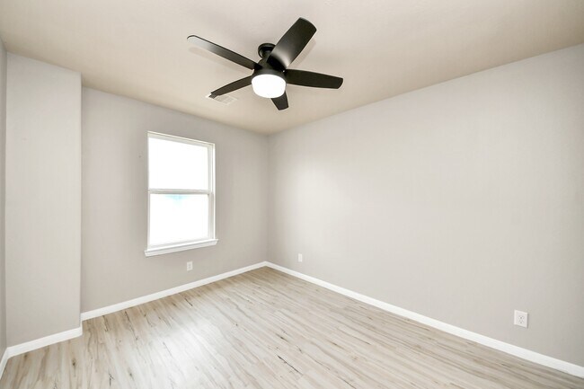 Building Photo - 7515 Morgan Ranch Tr