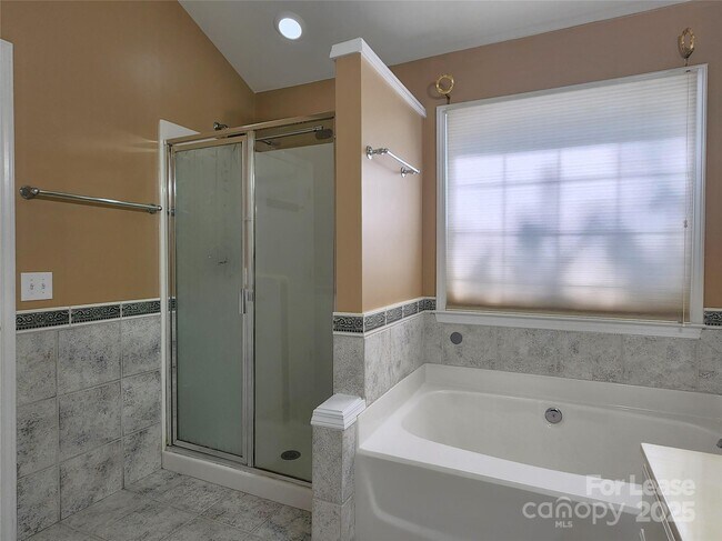 Building Photo - 7533 Lady Bank Dr