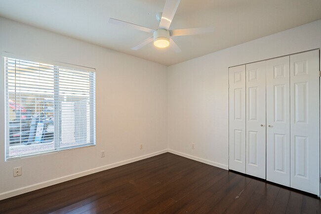 Building Photo - Three Bedrooms & POOL in 85254!