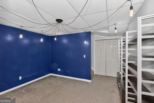 Building Photo - 304 Fox Overlook