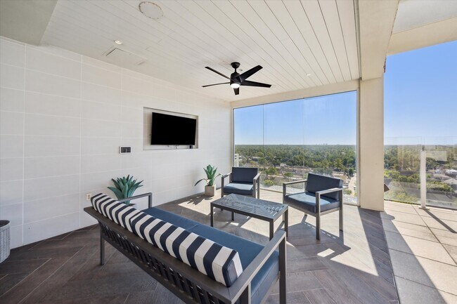 Building Photo - 9870 Gaylord Dr