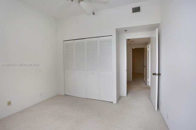 Building Photo - 201 Crandon Blvd