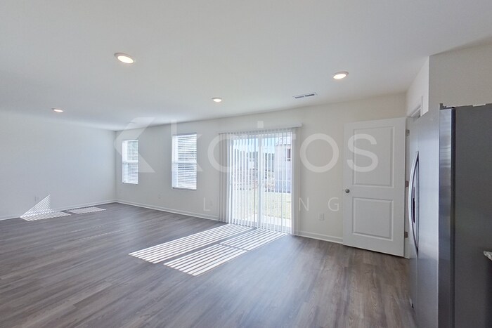 Building Photo - 7021 Peppermill Way