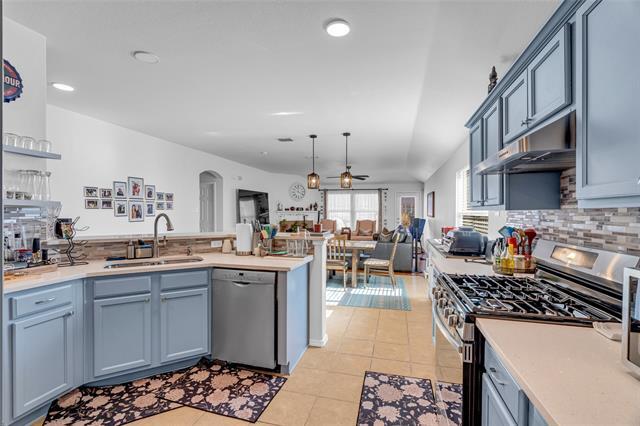 Building Photo - 3524 Lake Hill Ln