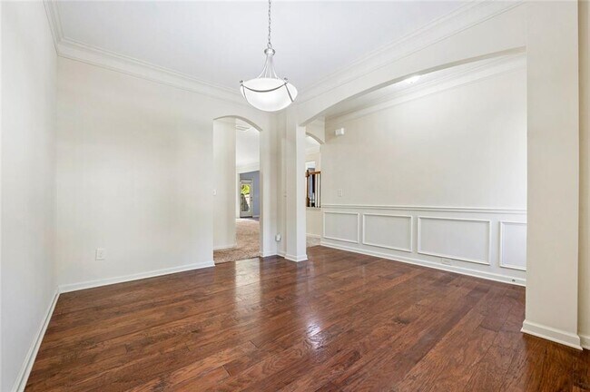 Building Photo - 4467 Water Mill Dr