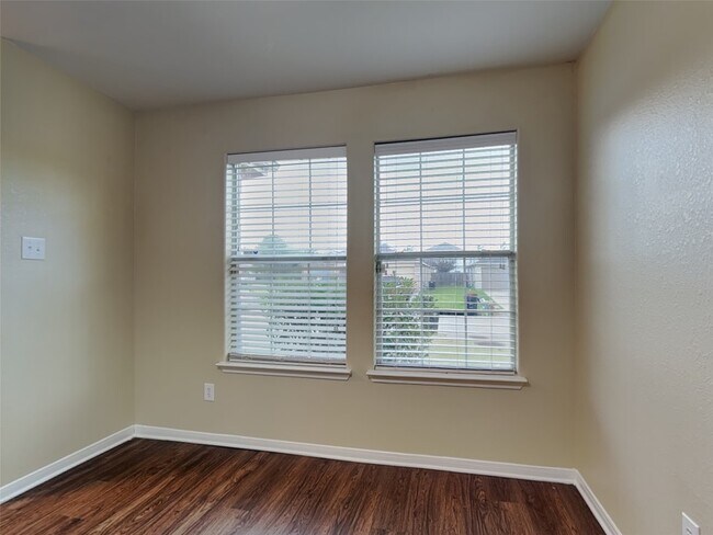 Building Photo - 8102 Sweetstone Bluff Ln
