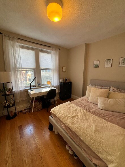 Building Photo - 100 Saint Marys St