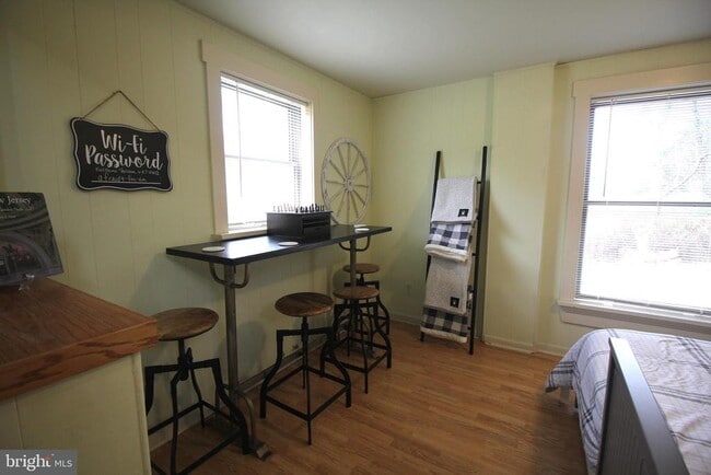 Building Photo - 48 Poor Farm Rd