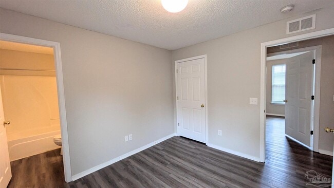 Building Photo - 8660 Figland Ave