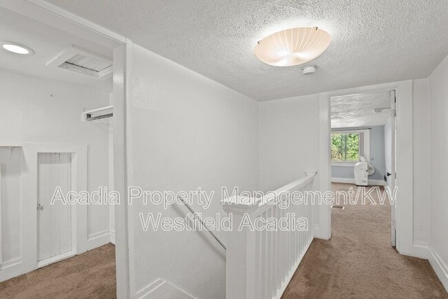 Building Photo - 620 S 900 E