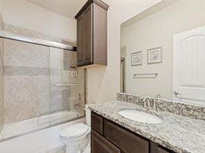 Building Photo - 705 Anson Ct