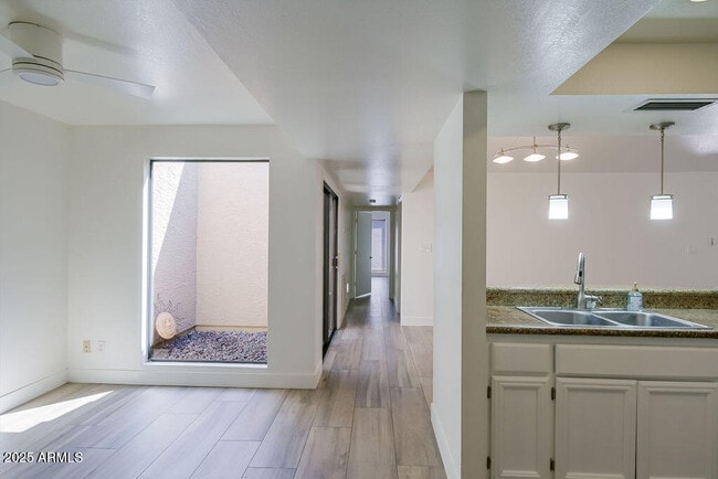 Building Photo - 7943 E Montebello Ave