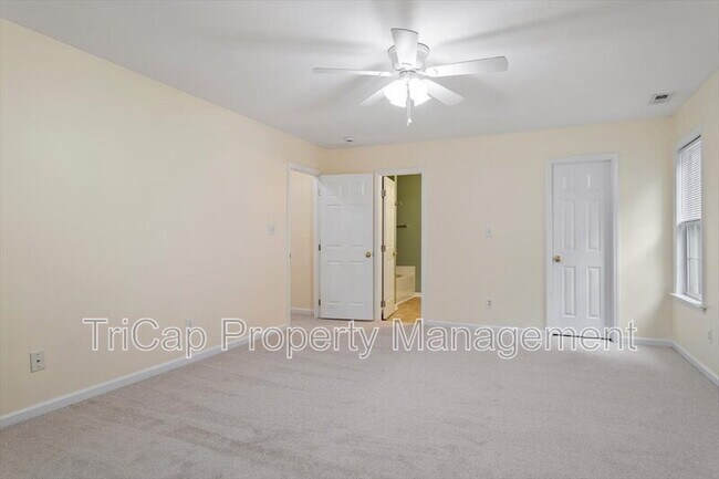 Building Photo - 120 Arbor Glen Ct