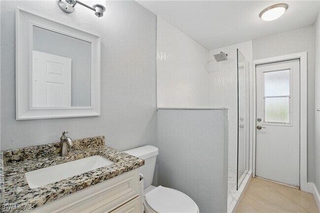 Building Photo - 1311 SW 44th St