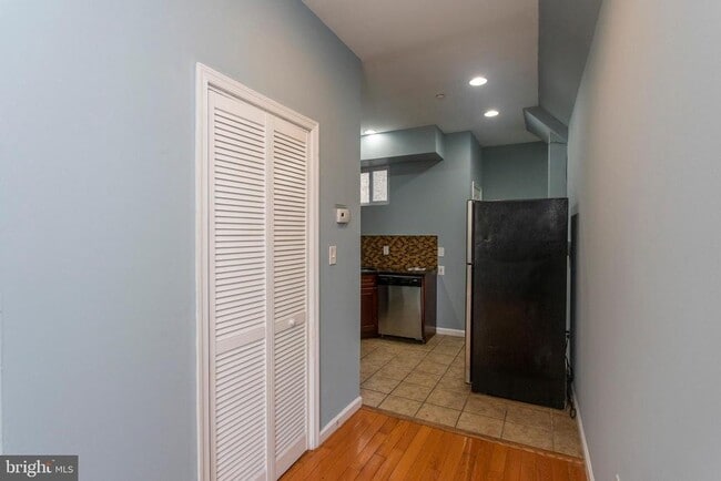 Building Photo - 2016 N 18th St