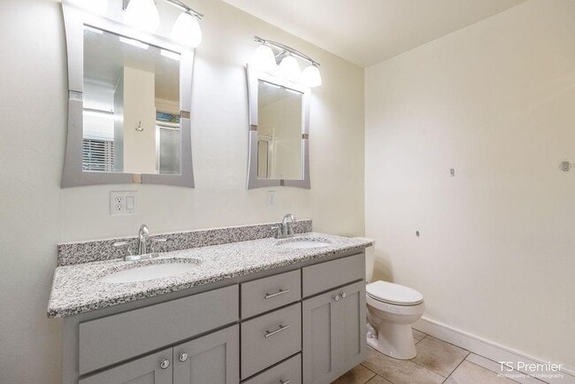 Building Photo - 50 Garvin Dr