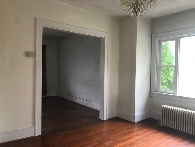 Building Photo - 5708 Pontiac Dr