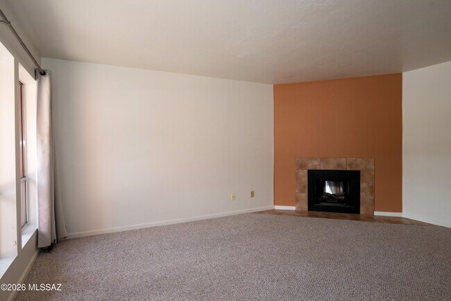 Building Photo - 6255 N Camino Pimeria Alta
