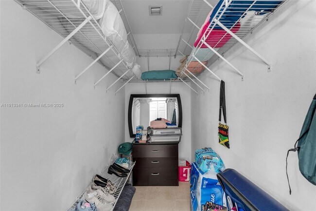 Building Photo - 3141 SW 154th Ct