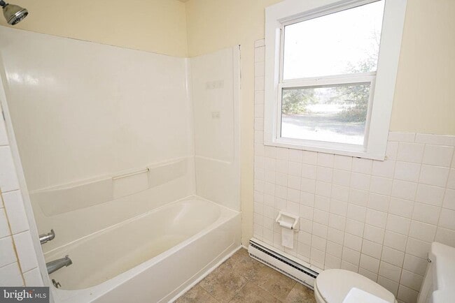 Building Photo - 5629 Rip Wil Dr